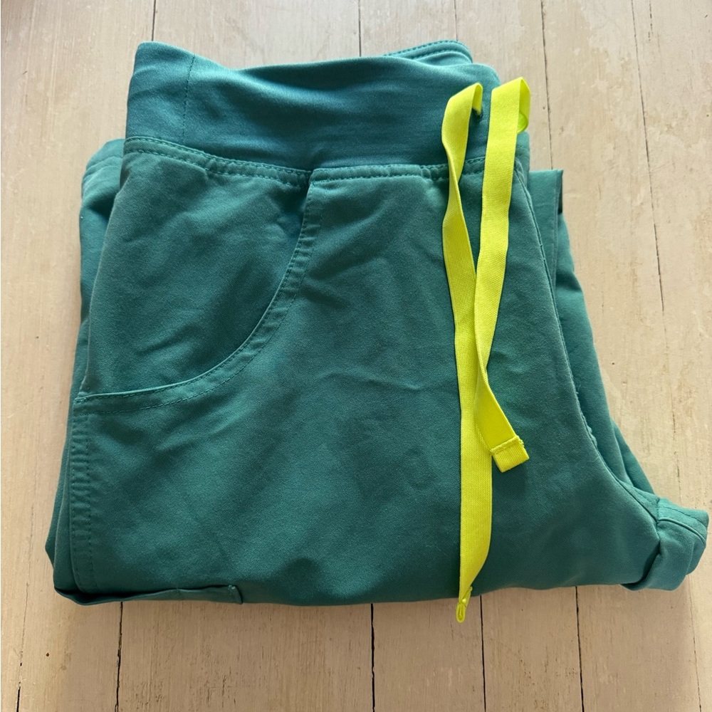 Figs Scrub Cargo Pant